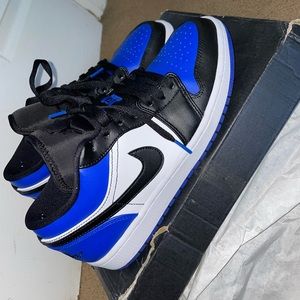 Mens Jordan Royal Toe 1s (Low) (9)